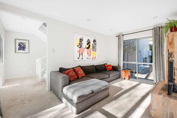 115 Waldorf Crescent Orewa_18