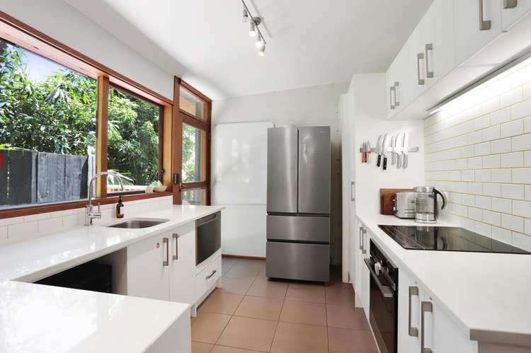 24 Mahoe Road Titirangi_9