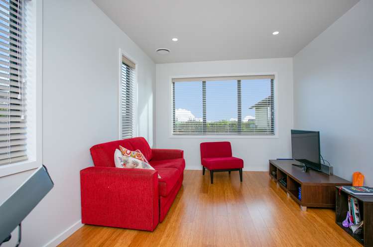 18 Baxter Michael Crescent Cambridge_14