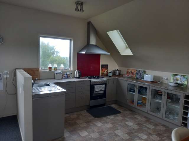 112 Sinclair Avenue Nightcaps_2