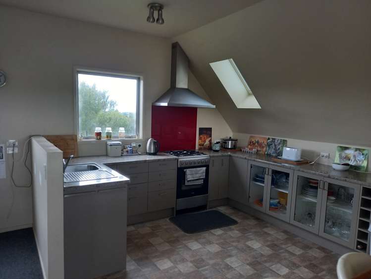 112 Sinclair Avenue Nightcaps_2