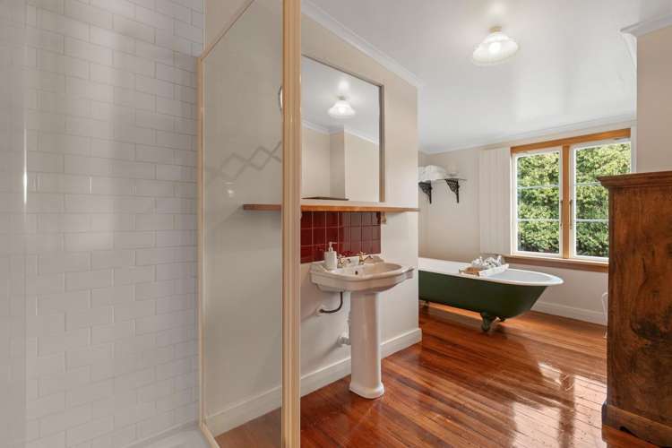 1 Howard Street Macandrew Bay_31