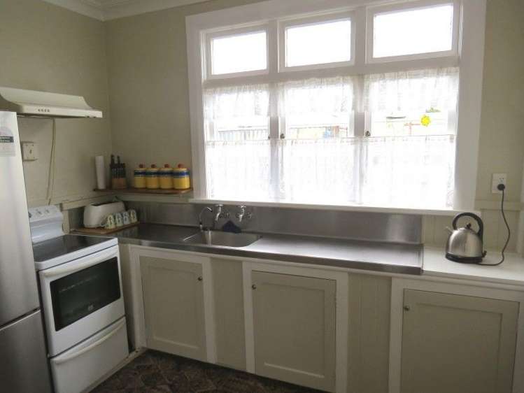 142 Main Street Pahiatua_13