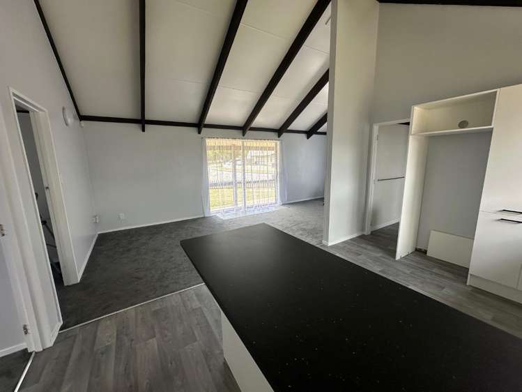 1 Kingsley Place 10480_2