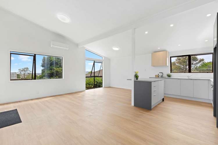 9 Oreti Place Clover Park_5