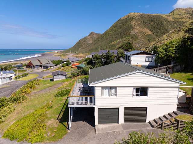 9 Mangatoetoe Grove Cape Palliser_2