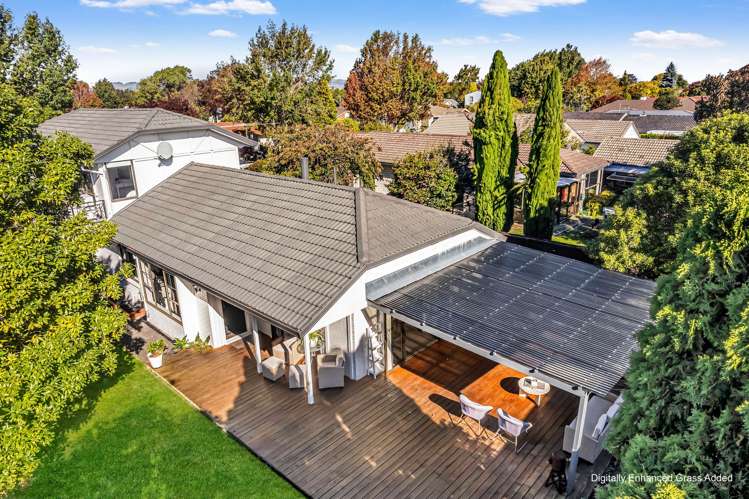 64 Karnak Crescent Russley_33