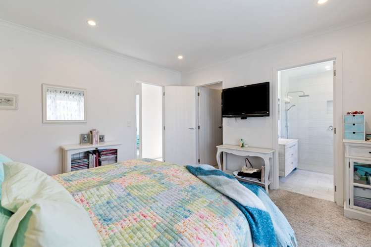 51 Coutts Way Fitzherbert_30