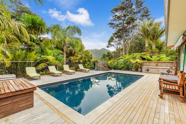 1075 Huia Road Huia_2