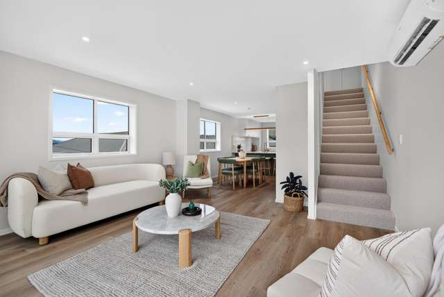 2/46 Cuba Street Petone_1