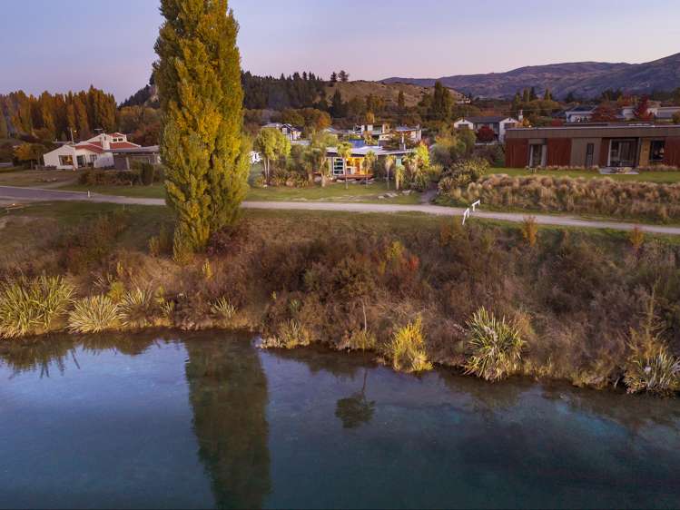 10 Bridgewater Terrace Albert Town_19