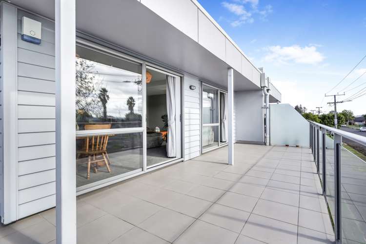 198d Old Farm Road Hamilton East_10