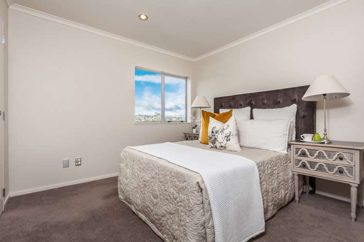 15 Seresin Crescent Flat Bush_17