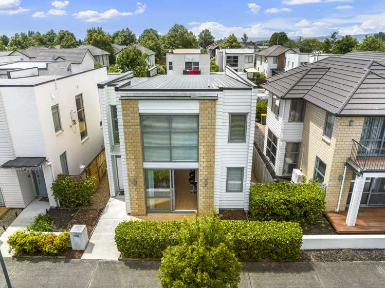 19 Phar Lap Crescent Takanini_24