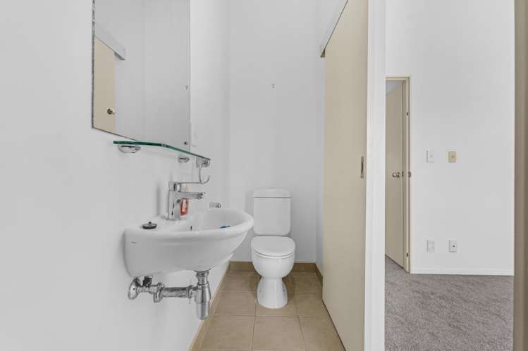 14/150 Chapel Road Flat Bush_15