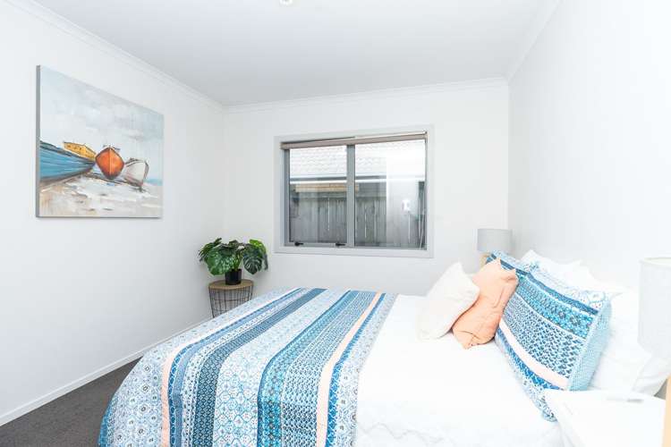 87 Barrington Drive Huntington_12