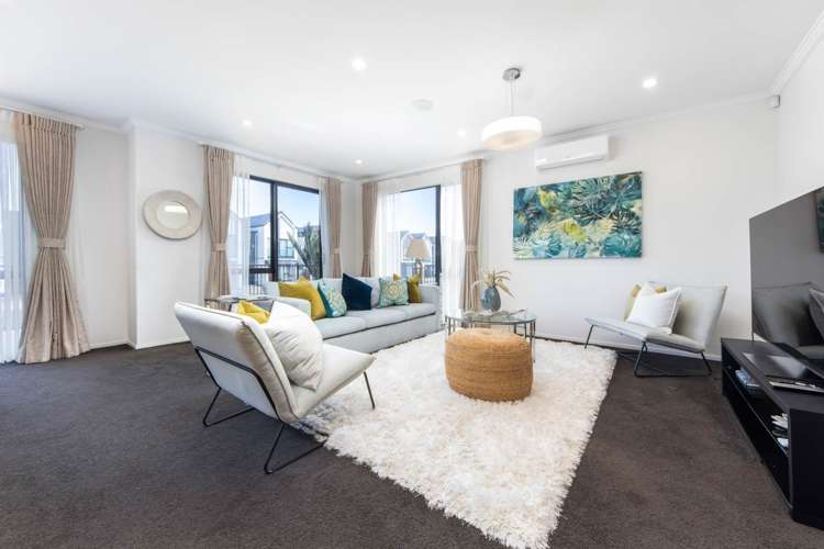 18 Hermitage Street Flat Bush_1