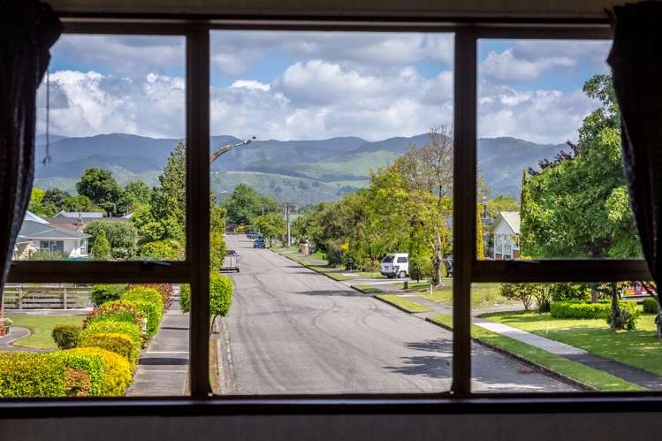 7 Fairbrother Street Carterton_23