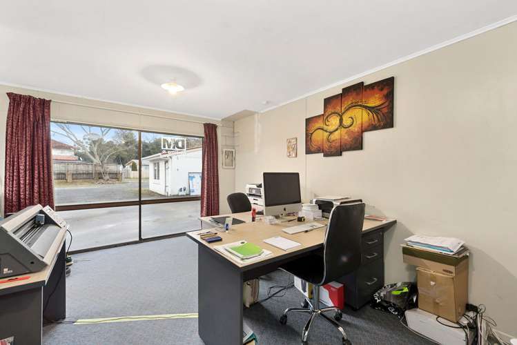 1 Greta Street Glenview_10