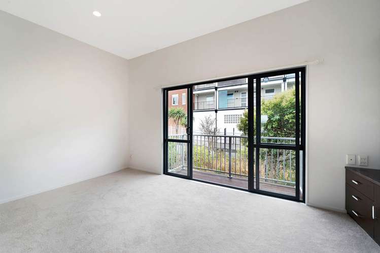 41/8 Soljak Place Mt Albert_11