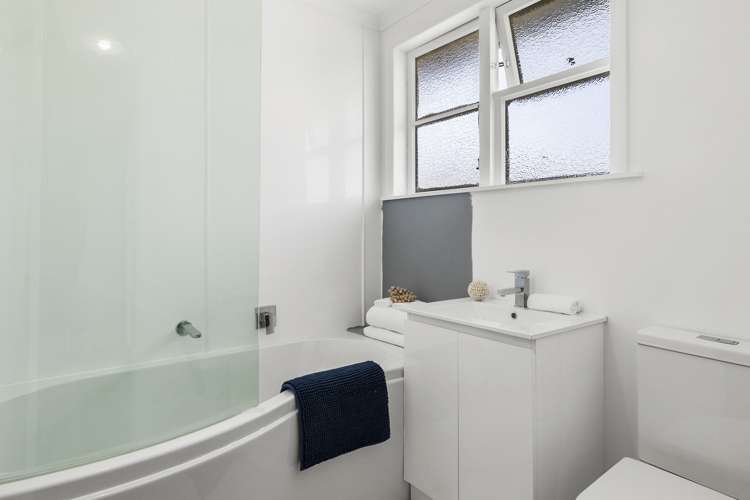 37 Panmure Avenue Calton Hill_11