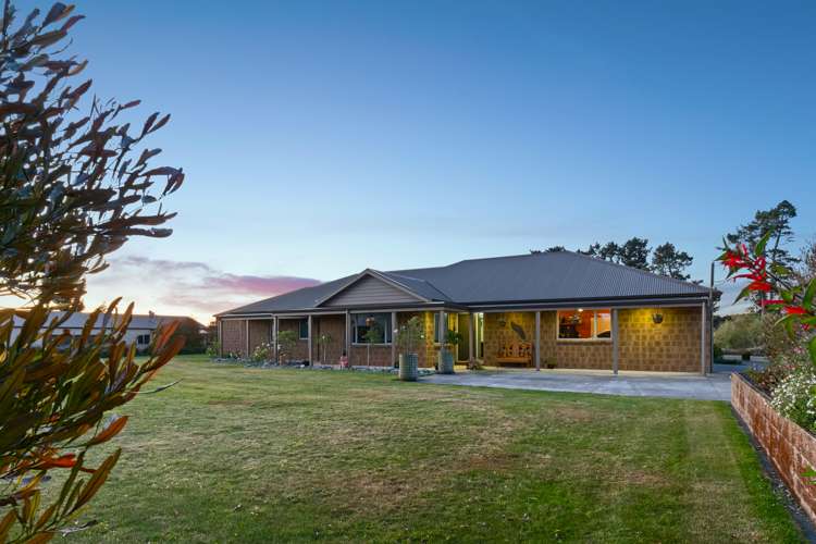 32 Arthur Road Paraite_17