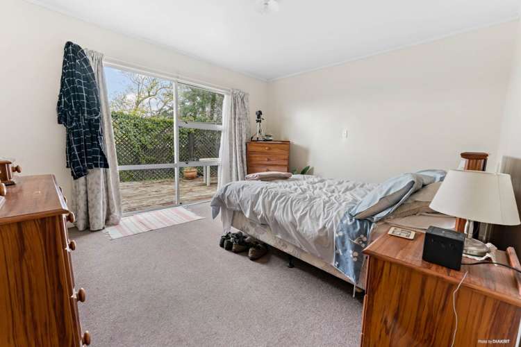 32 Sunningdale Street Wattle Downs_13