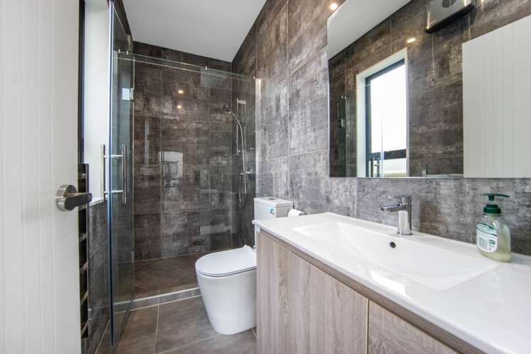 3/26 Long Bay Drive Torbay_9