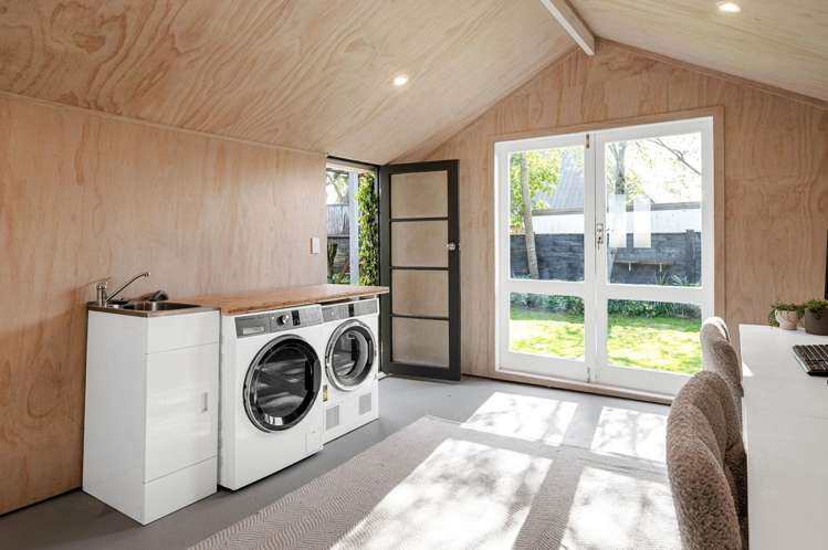 208 Nixon Street Hamilton East_19