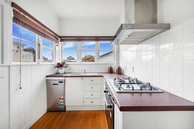 660 Mount Albert Road Royal Oak_8