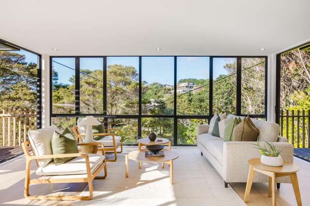 Architectural Coastal Retreat