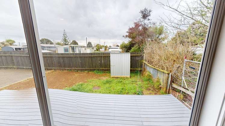 2/38a ( Front house ) Clapham Street 1226_14