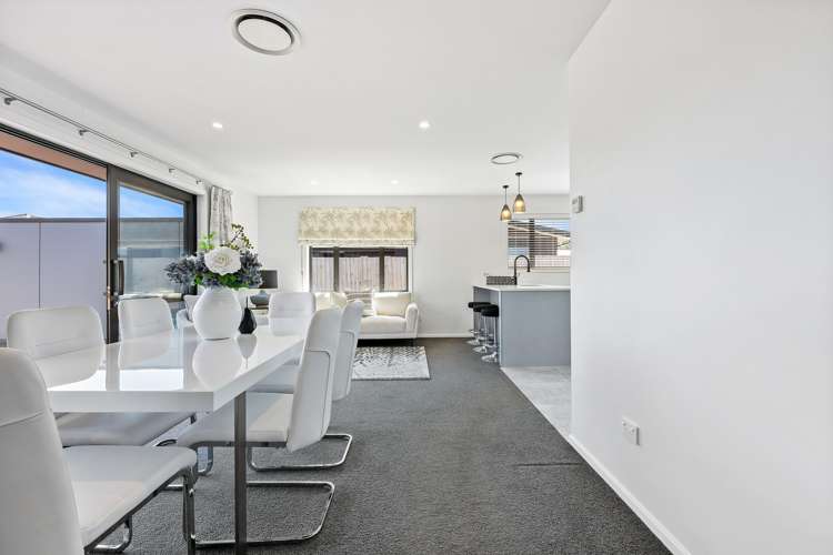 29 Russ Drive Lincoln_4