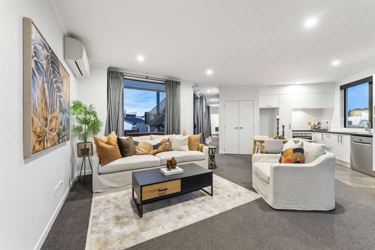 284 Hobsonville Point Road_0