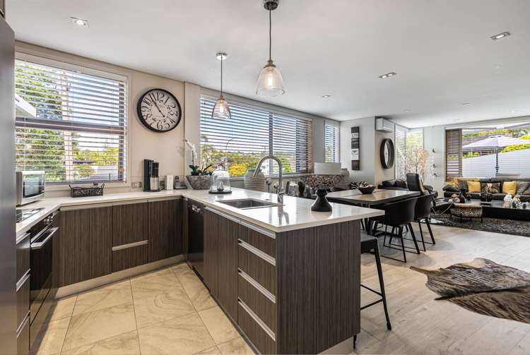 441h Beach Road Mairangi Bay_4