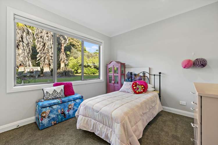 746 Ridge Road Riverhead_7