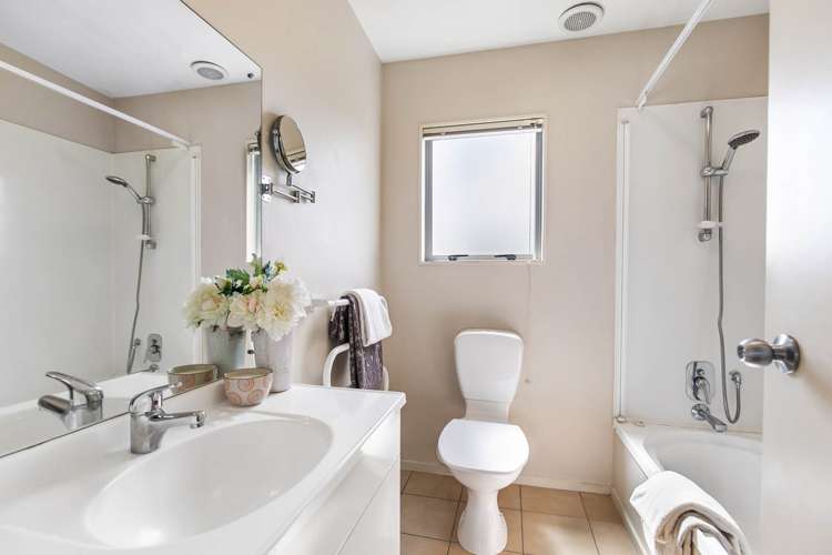 18/218 Captain Springs Road Onehunga_11