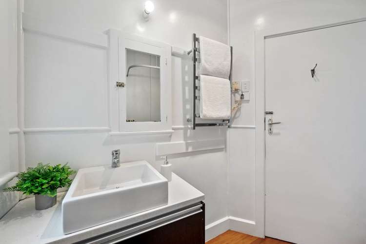 79 Ngataringa Road Devonport_18