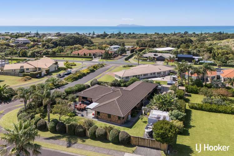 3 Athenree Heights Athenree_22