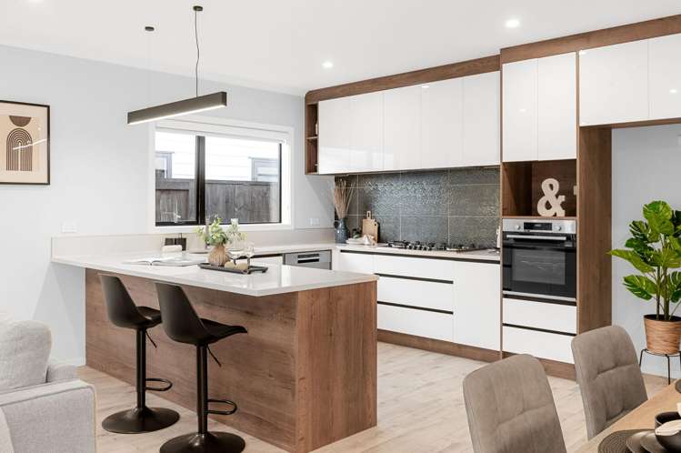 11 Gosset Avenue Chartwell_1