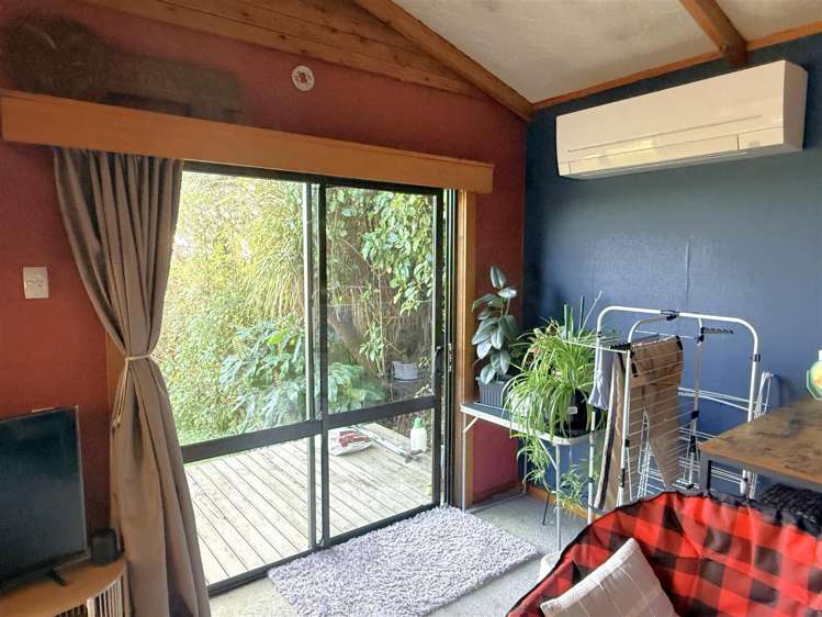 7 Redwood Place Karoro_27