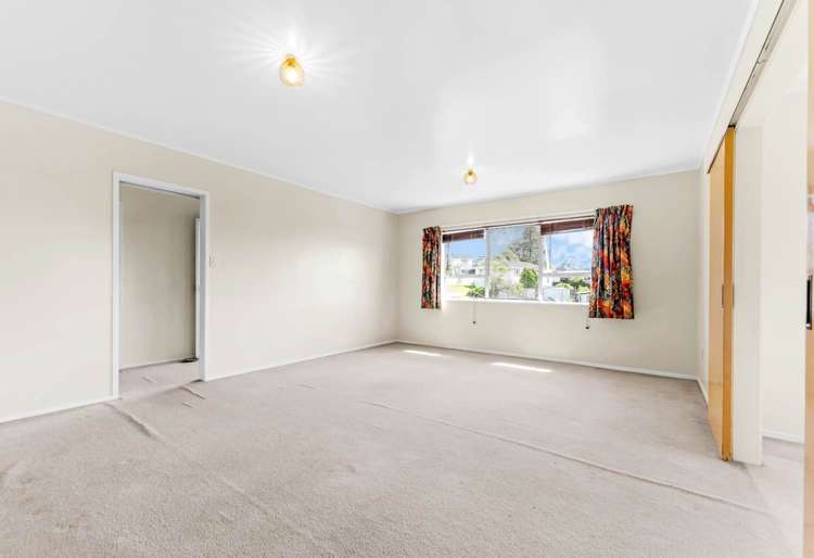 14 Tetrarch Place Totara Vale_19