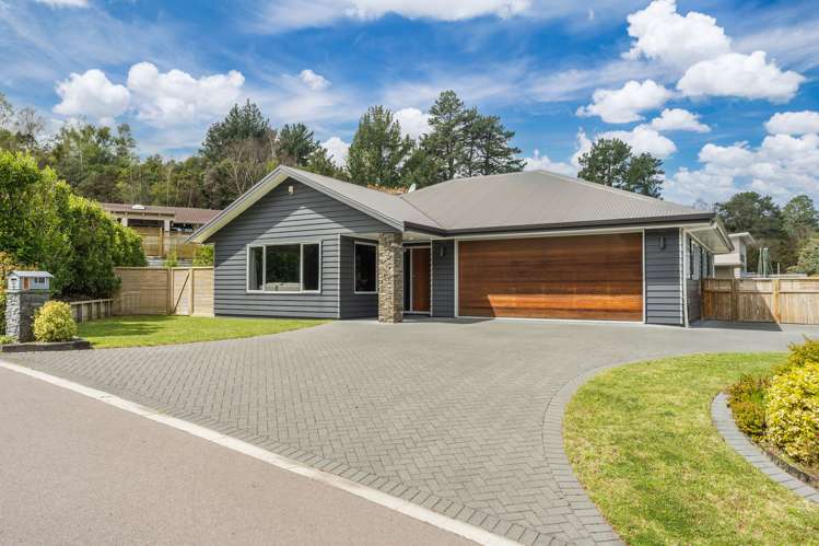 3 Hathaway Lane Rangatira Park_22