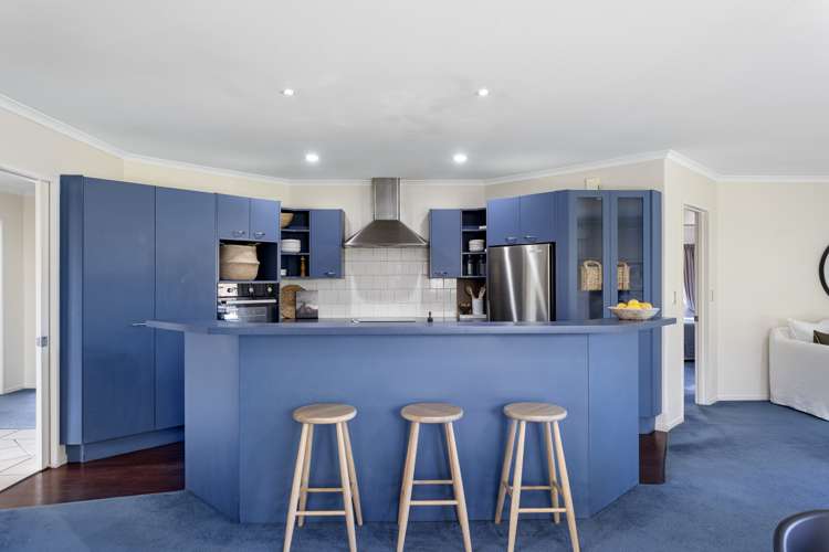 9 Cayman Close Shirley_3