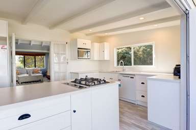 886 Purerua Road_4
