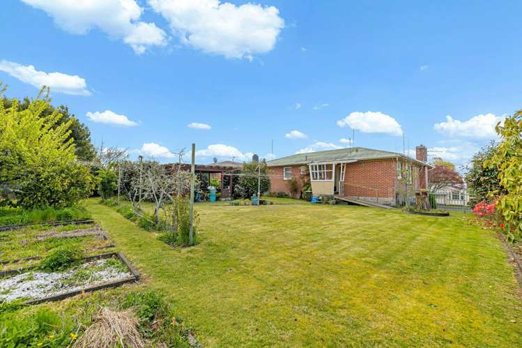 20 Rutland Street Utuhina_11