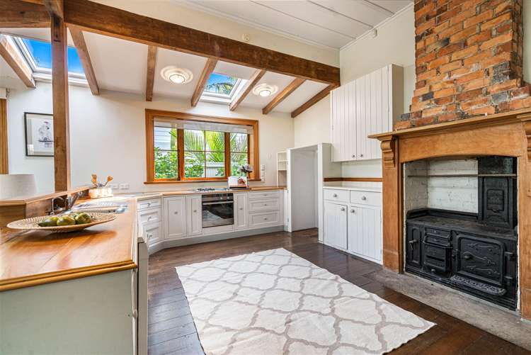 3 Turnbull Road Narrow Neck_6