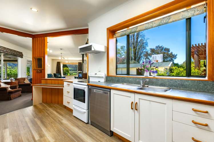 189 Selmes Road Rapaura_19