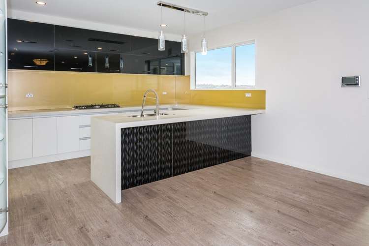 14 Bridget Court Red Beach_7