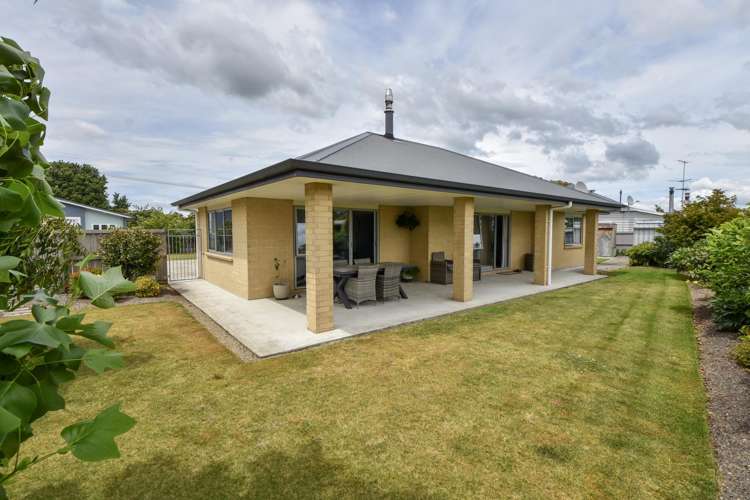 1 Walnut Lane Carterton_24